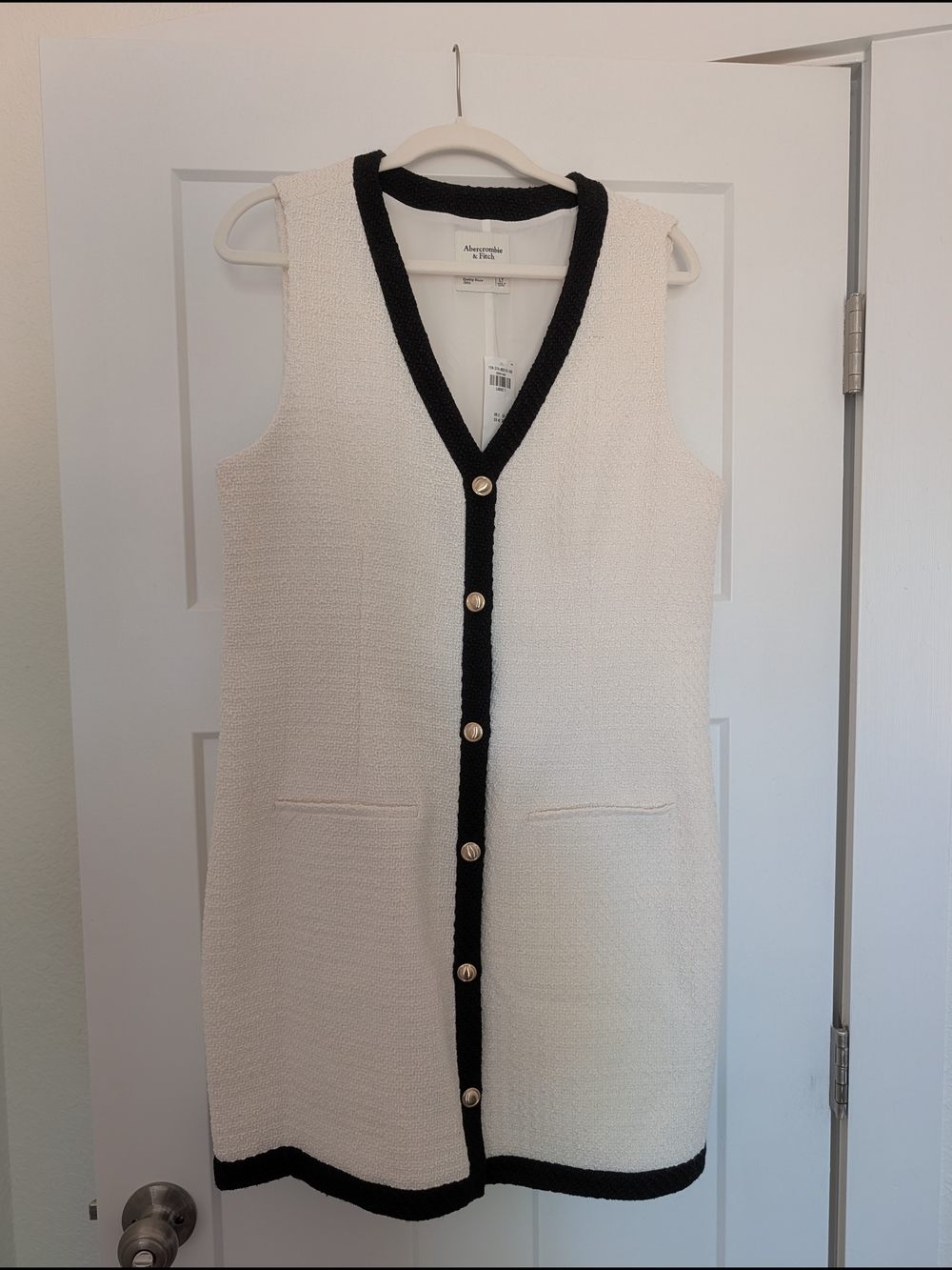 Sleeveless Tweed Dress - White/Black by Abercrombie & Fitch